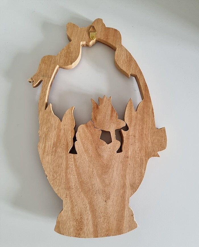 Vintage Wooden Flower Basket Wall Plaque