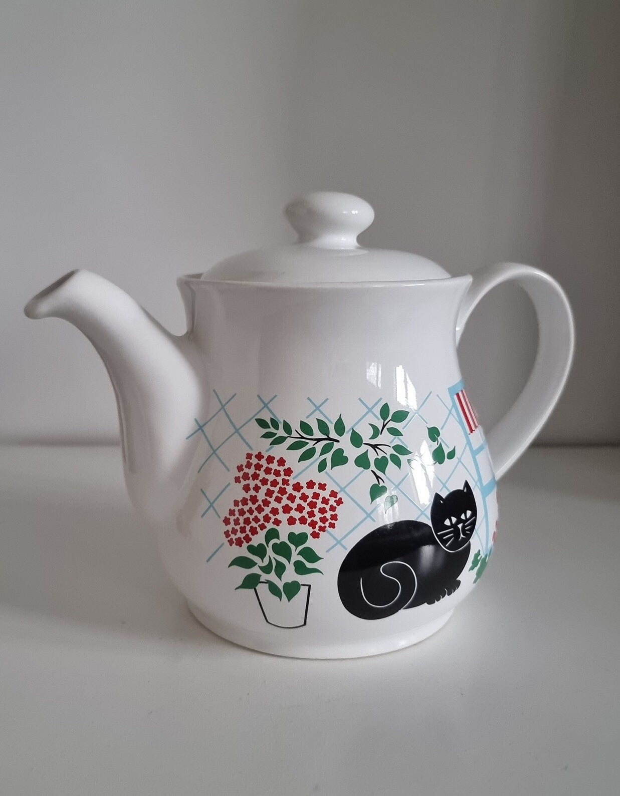 Retro Vintage Black Cat Teapot By Sadler