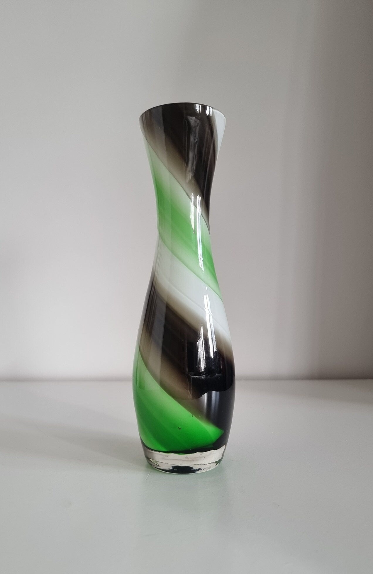 Vintage Japanese White/Green/Brown Swirl Design Glass Vase