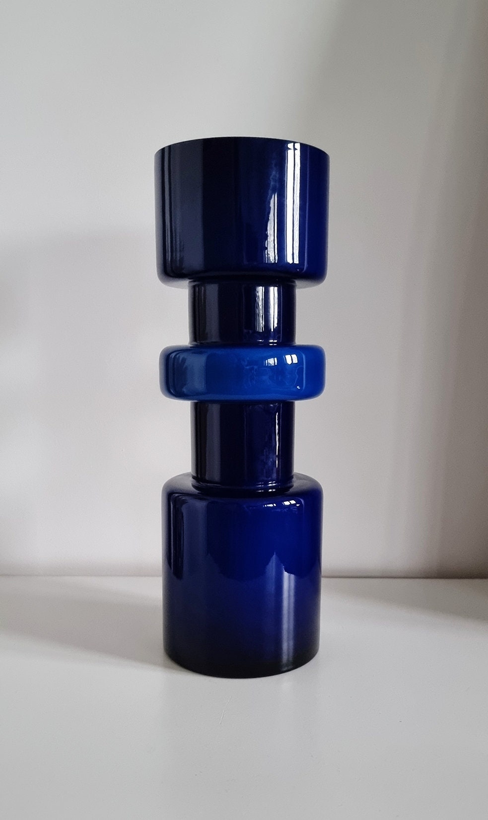 Retro Design Navy Hooped Cased Glass Vase