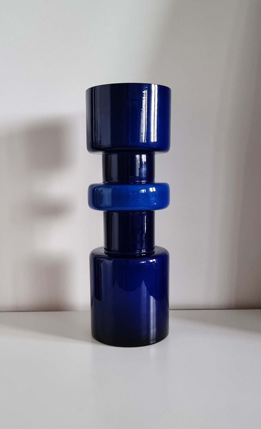 Retro Design Navy Hooped Cased Glass Vase
